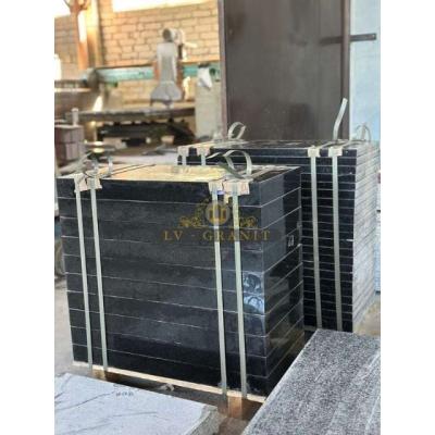 Памятники з граніту, граніт оптом від LV-Granit